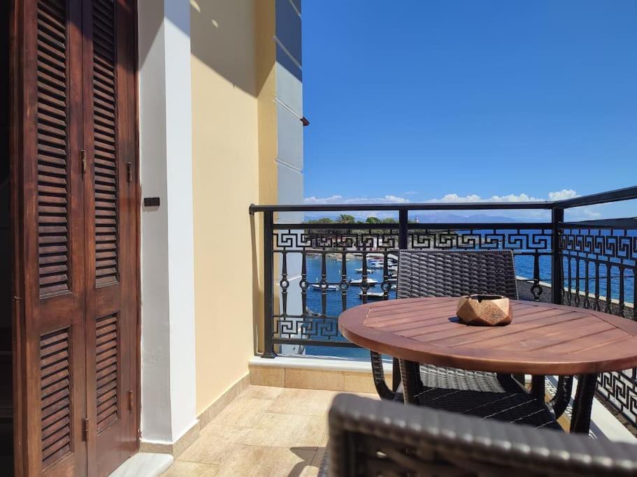 La Mer Gytheio Exterior foto